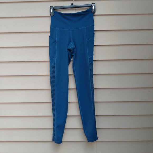 Old Navy Active Blue Leggings Go-Dry Side Pockets Sheer Mesh Side Stripes - Picture 1 of 11